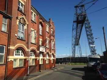 The West Of England Tavern نيوبورت المظهر الخارجي الصورة